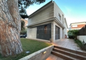 Xalet independent amb terreny en venda a la España, Castelldefels, ref.: TR246099 foto