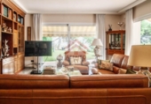 Chalet independiente con terreno en venta en la España, Premià de Dalt, ref: TR308422 foto