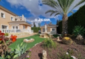 Chalet independiente con terreno en venta en la España, Santa Pola, ref: TR363964 foto