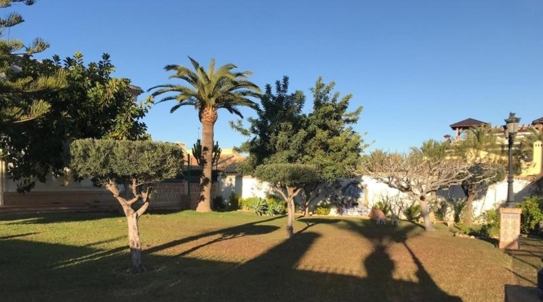 Alicante - Dehesa de Campoamor - 1500m2