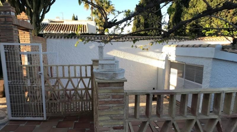 Alicante - Dehesa de Campoamor - 1500m2