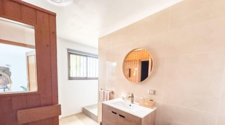 Santa Cruz de Tenerife - San Juan de la Rambla - 4120m2
