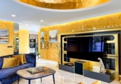 Отдельно стоящий дом с участком на продажу в городе Adeje Фото