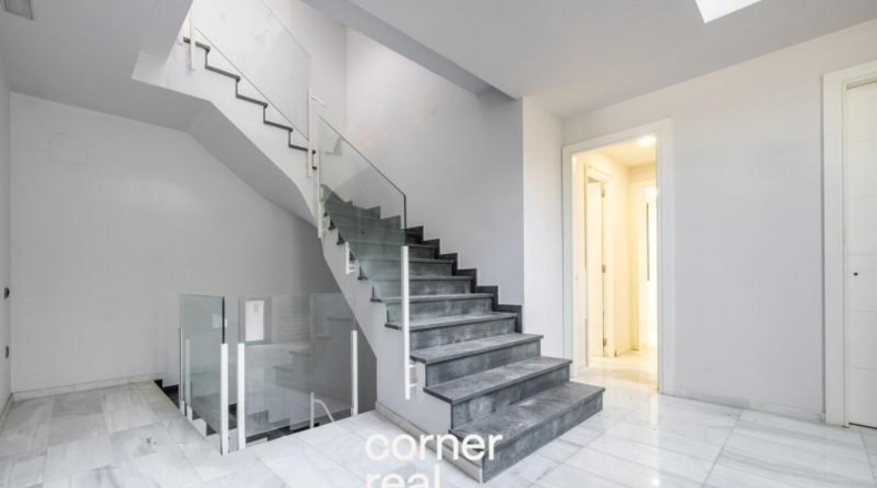 Barcelona - Cerdanyola del Vallès - 1250m2