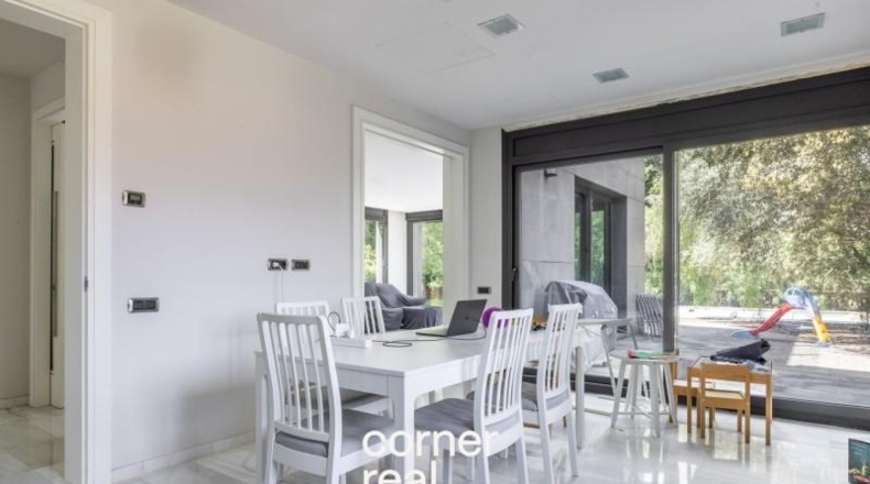 Barcelona - Cerdanyola del Vallès - 1250m2