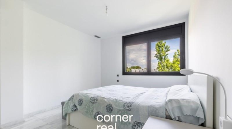 Barcelona - Cerdanyola del Vallès - 1250m2