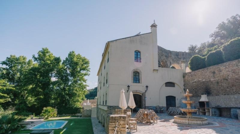 Cádiz - Setenil de las Bodegas - 628m2