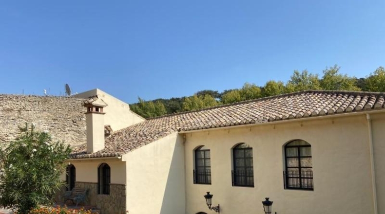 Cádiz - Setenil de las Bodegas - 628m2