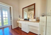Chalet independiente con terreno en venta en la España, Adeje, ref: TR335751 foto