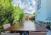 Chalet independiente con terreno en venta en la España, Adeje, ref: TR335751 foto
