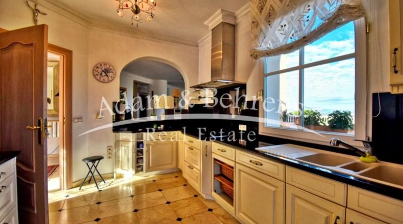 Alicante - Педрегер - 1300m2