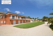 Отдельно стоящий дом с участком на продажу в городе Altea Фото