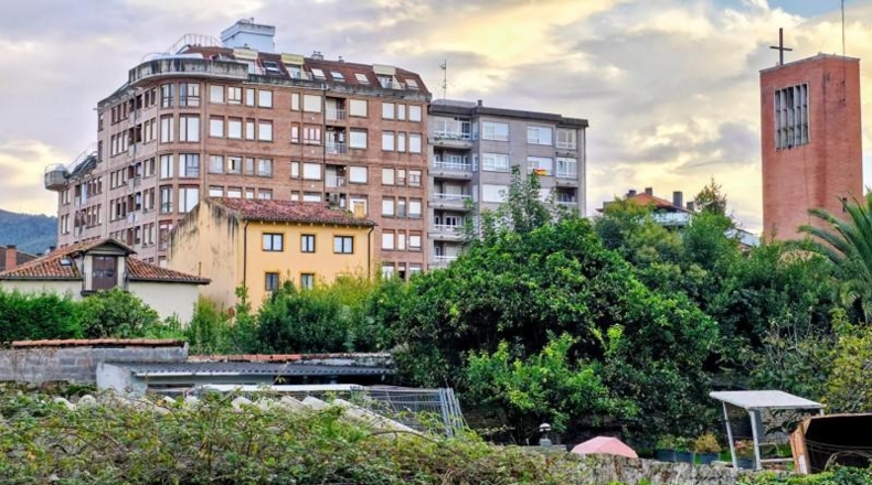 Cantabria - Colindres - 1000m2