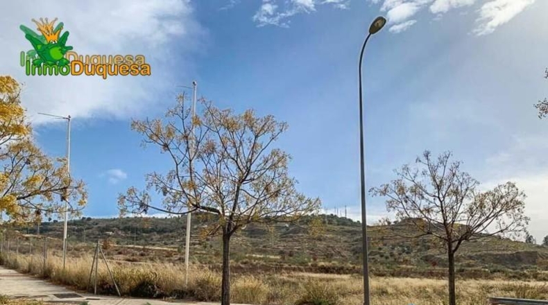 Granada - Granada - 5487m2
