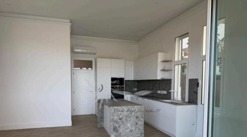 Santa Cruz de Tenerife - Los Cristianos - 550m2