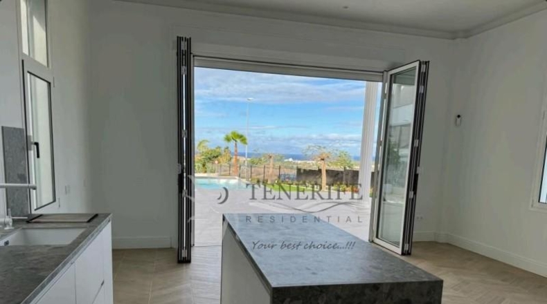 Santa Cruz de Tenerife - Los Cristianos - 550m2