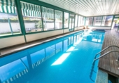 Chalet independiente con terreno en venta en la España, Jaca, ref: TR346352 foto