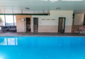 Chalet independiente con terreno en venta en la España, Jaca, ref: TR346352 foto