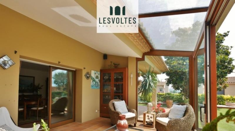 Gerona - Mont-ras - 1080m2