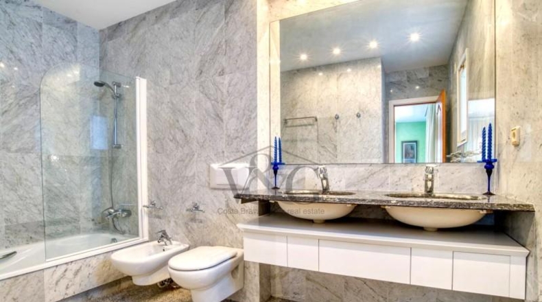 Жирона - l'Escala - 2296m2