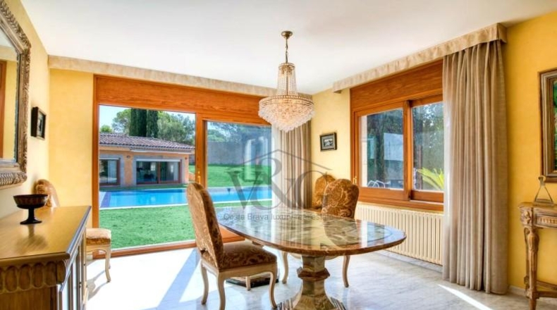 Жирона - l'Escala - 2296m2