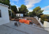 Отдельно стоящий дом с участком на продажу в городе Jávea Фото