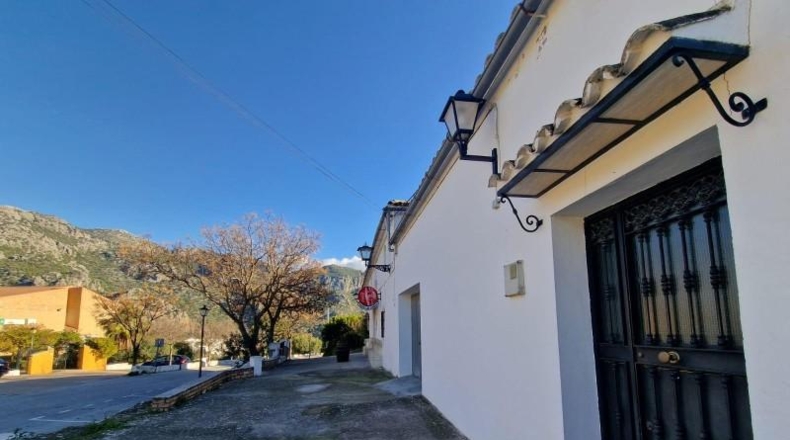 Cadiz - Ubrique - 17491m2