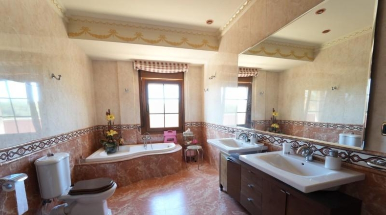 Alicante - Orihuela - 850m2