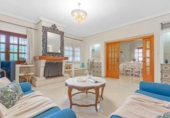 Chalet independiente con terreno en venta en la España, San Juan de Alicante, ref: TR231964 foto