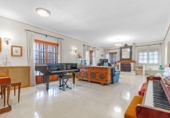 Chalet independiente con terreno en venta en la España, San Juan de Alicante, ref: TR231964 foto