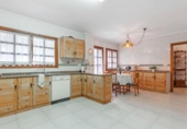 Chalet independiente con terreno en venta en la España, San Juan de Alicante, ref: TR231964 foto
