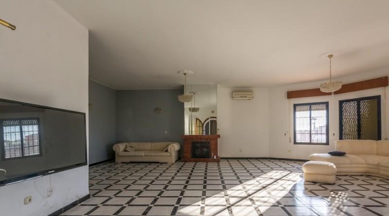 Málaga - Benalmádena - 9588m2