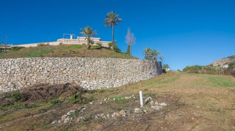 Málaga - Benalmádena - 9588m2