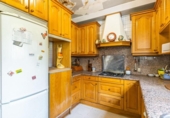 Chalet independiente con terreno en venta en la España, Madrid, ref: TR143039 foto