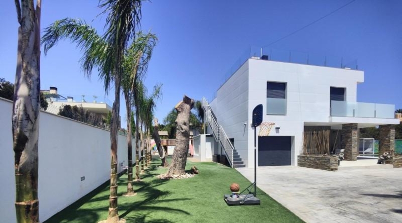 Alicante - Cabo Roig - 1000m2