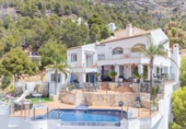 Chalet independiente con terreno en venta en la España, Altea, ref: TR376811 foto