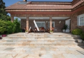 Chalet independiente con terreno en venta en la España, Boadilla del Monte, ref: TR322609 foto