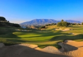 Chalet independiente con terreno en venta en la España, Mijas, ref: TR381430 foto