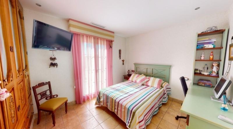 Аликанте - Almoradí - 7170m2