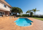 Casa de camp amb terreny en venda a la España, Vilanova i la Geltrú, ref.: TR243107 foto