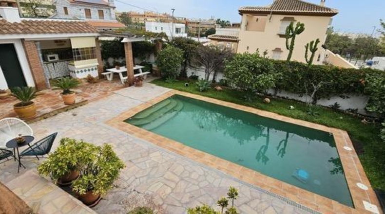 Málaga - Torremolinos - 667m2