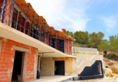 Отдельно стоящий дом с участком на продажу в городе Jávea Фото
