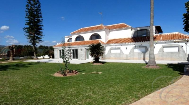 Malaga - Almayate Alto - 5400m2