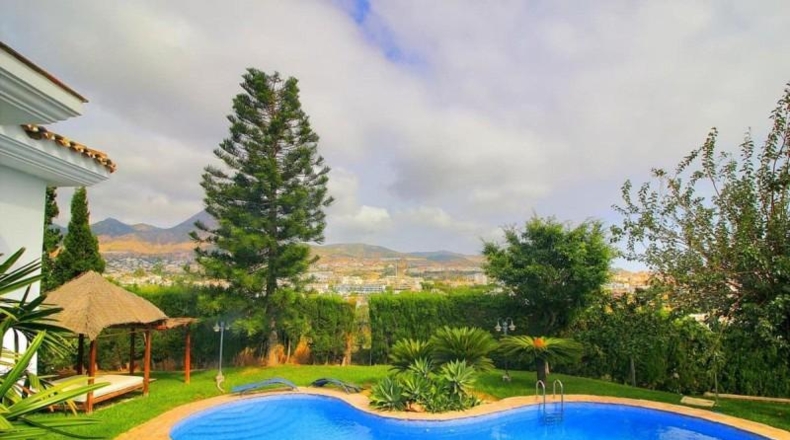 Málaga - Benalmádena - 2238m2