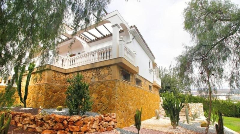 Málaga - Benalmádena - 2238m2
