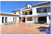 Casa de camp amb terreny en venda a la España, Altea, ref.: TR133852 foto