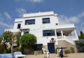 Отдельно стоящий дом с участком на продажу в городе Altea Фото