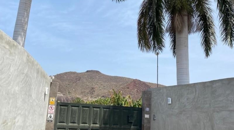 Santa Cruz de Tenerife - Arona - 22000m2