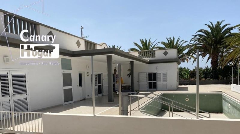 Santa Cruz de Tenerife - Arona - 22000m2