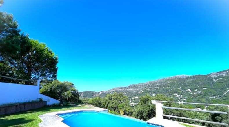 Málaga - Casares - 10000m2